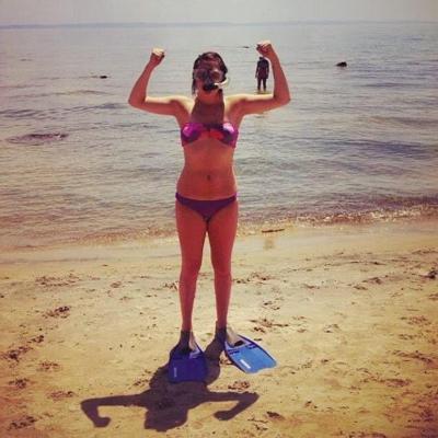 14P Amateur teen hottie getsrecorded while posing in lingerie
