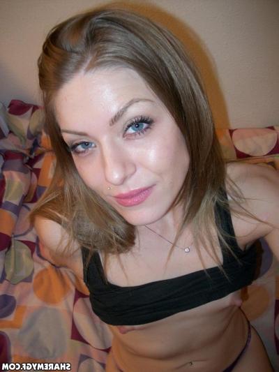 20P Petite GF rolls around in bed in her purple thong