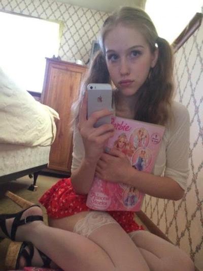 10P Pretty teen hottie displays tight body in sexy outfits