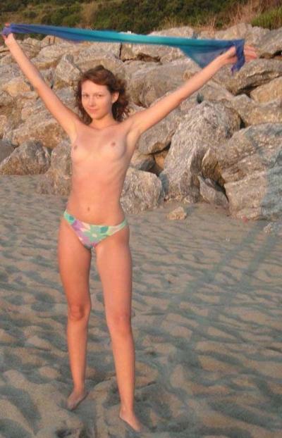 15P Pictures of girlfriends getting naked on cam