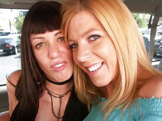 16P FIRST TIME LESBIAN
