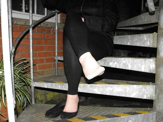 18P What would you do to em's nylon feet?  let us know??