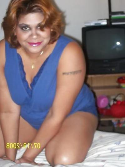 12P UNE BELLE MILF EXOTIQUE