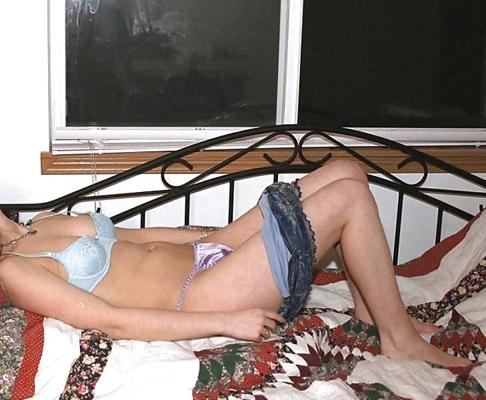 25P More nude pics of me posing naked at home