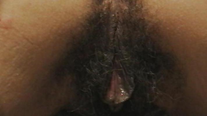 10P Hairy latin lady