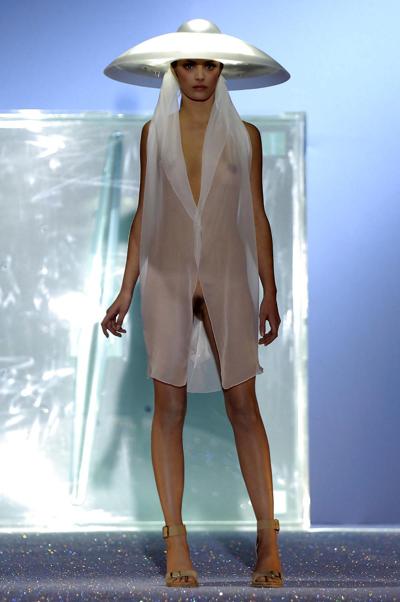 8P Public nudity, fashion, voyeur, upskirt