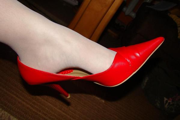 4P Feets to cum on