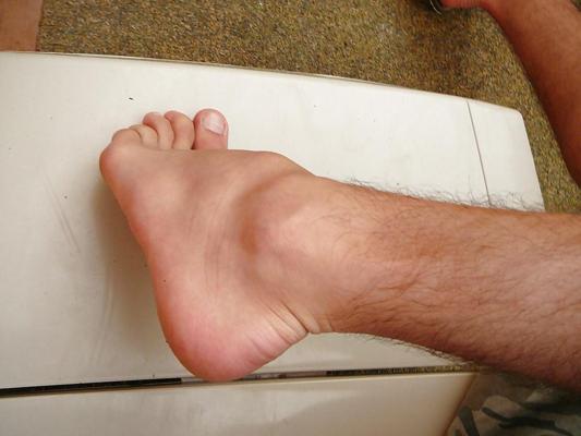 4P Shemale feet
