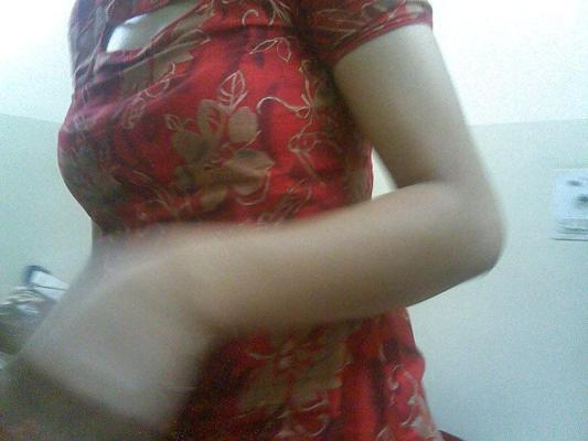 19P Pakistani Girl In Salwar Qameez ( Desi ) 