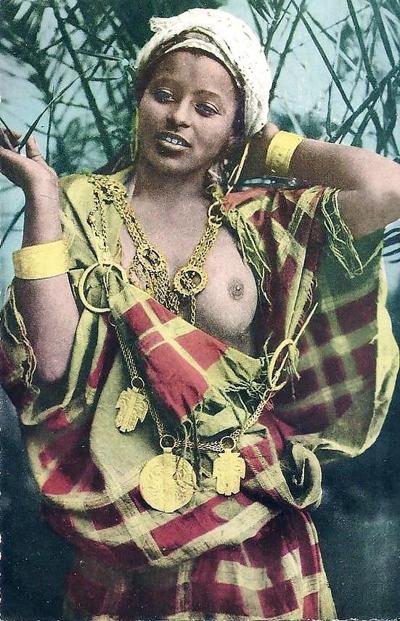 25P Vintage Erotic Photo Art 3 - Arabian Girls c. 1900 - 1930