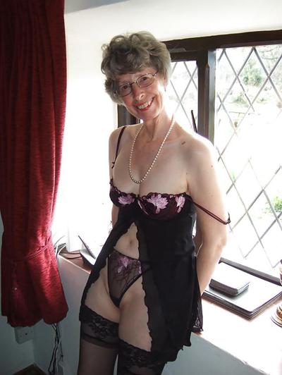 25P Old mature hairy sluts and grannies grandmas grannys omas