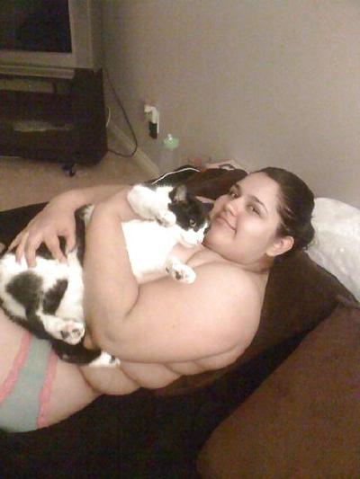 21P karla L at home