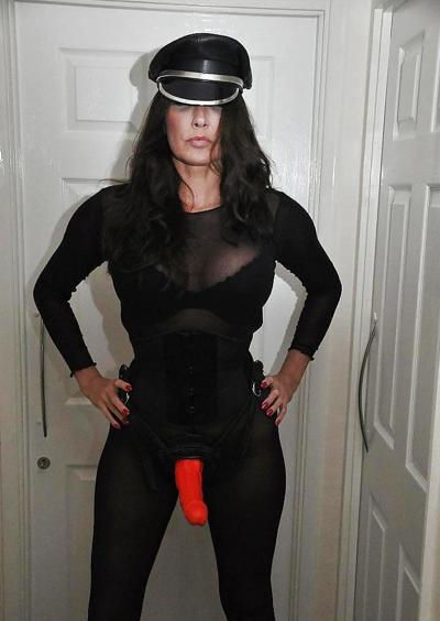 23P Obedecer Ihre Frau aus Latex