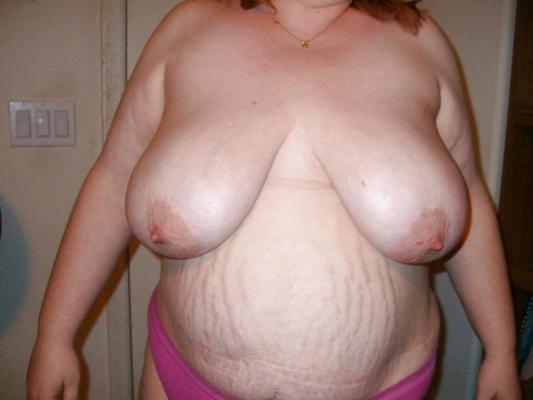 21P WHO KNOWS ME? SEND ME A PM I HAVE A SURPRISE FOR YOU.