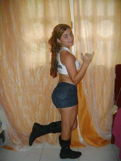 21P Filles sexy de vacances