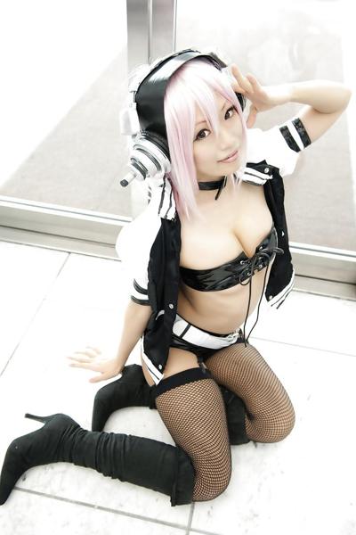 25P Filles japonaises sexy en cosplay