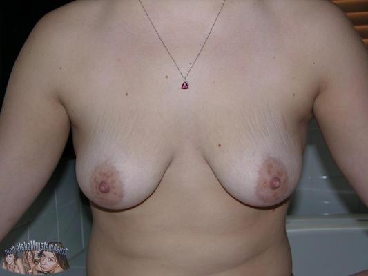 17P Amateur Teen Spreads Hairy Butthole - True Amateur Models