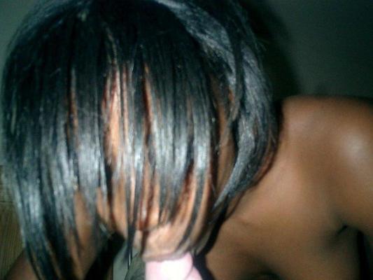 15P Ebony teen gfs posing for cell phone pics