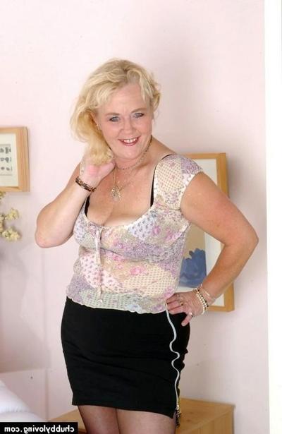 16P Blonde fat mature in black stockings modelling naked