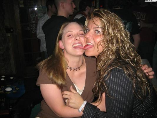 12P Interracial swinger threesome pictures with asian slut in Thaila
