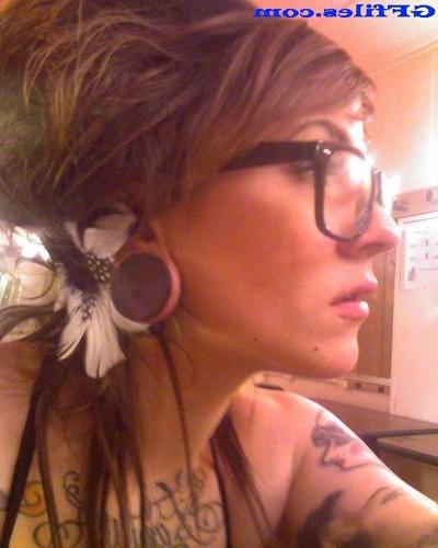 16P Amateur homemade girls