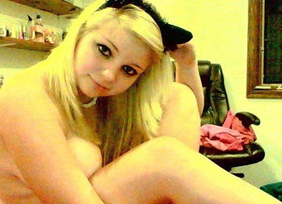 10P Picture selection of a huge amateur naughty babe