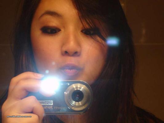 10P Photos d'un selfshooter asiatique aux gros seins