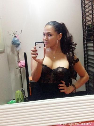 14P Ladyboy amateur selfies