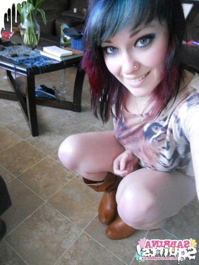 16P Amateur teen slut selfshots