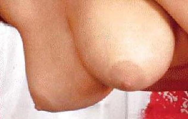 10P Gros Plan Seins