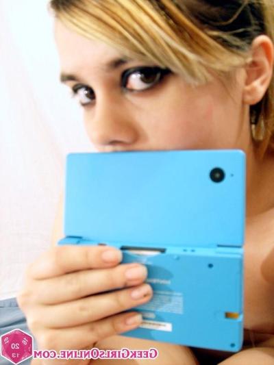 15P Hot nerdy geek girl