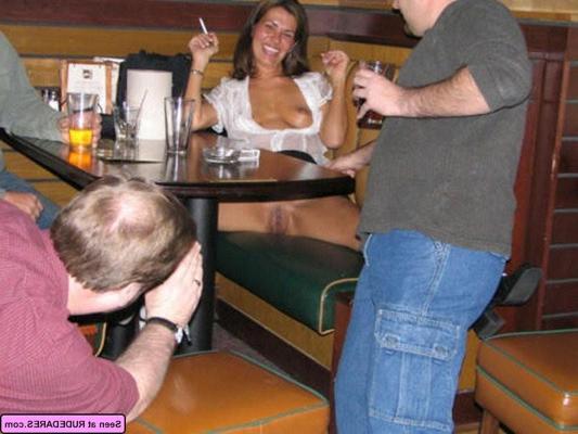 15P Hot girlfriends showing off their naked bodies