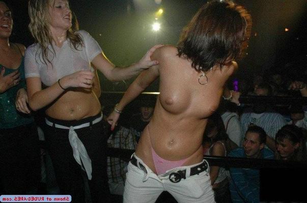 15P Exhibitionists in public