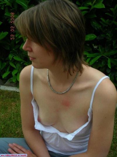 15P Accidental nipple flashes