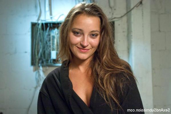 15P Dani Daniels Thrilling BDSM Movie