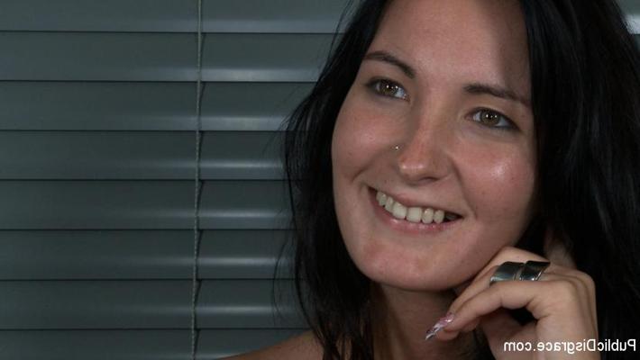 15P Super Hot Euro Babe Disgraced in the Streets