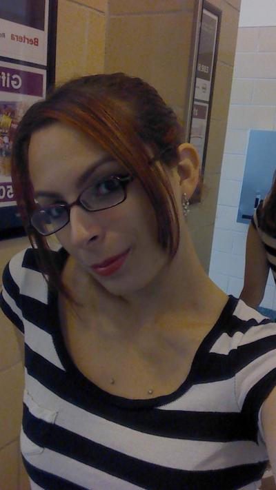 15P Redhead shemale trap