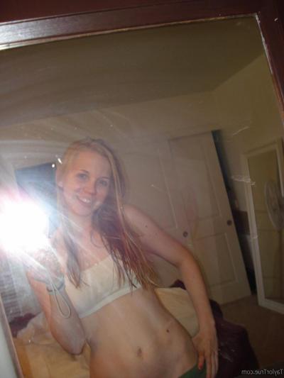 14P Echte Amateur-Blondine-Teenager-Selfshots