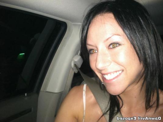 16P Amateur girlfriend Dawn exposed in homemade shots
