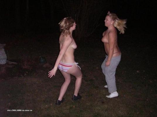 10P Girlfriend goes topless in the backyard with her friends
