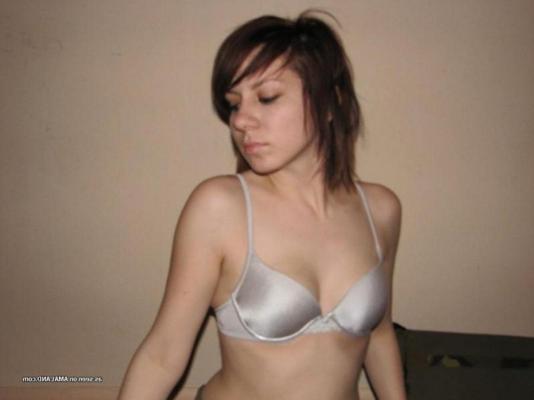 11P Sexy amateur babe showing off her pierced nips