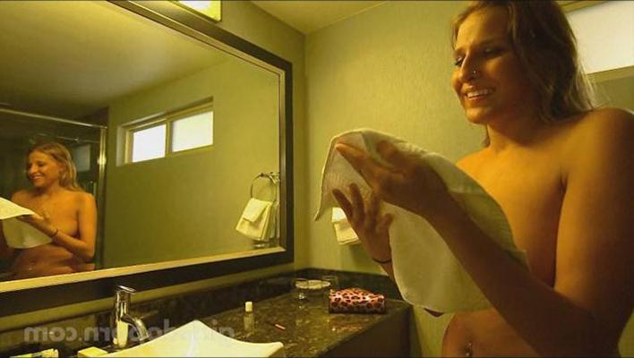 11P Amateur blonde got a big dick on a motel's bed