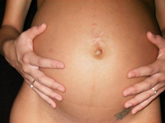 12P Amateur pregnant wife nude