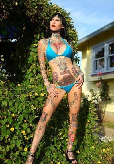 15P Extremes Tattoo und Piercing
