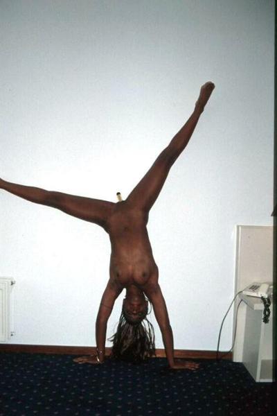 15P These black teen girlfriends posing and naked