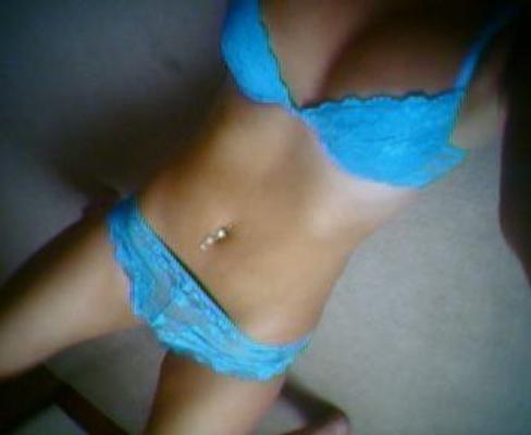 8P Doll in blue bikini nastily rubbing pussy