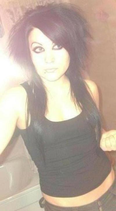 15P Emo gfs posing and selfshot gallery 3