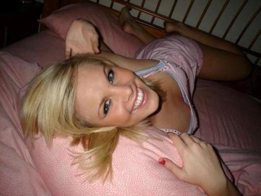 8P Teen shows all treasures and toy packs nub in homemade pics