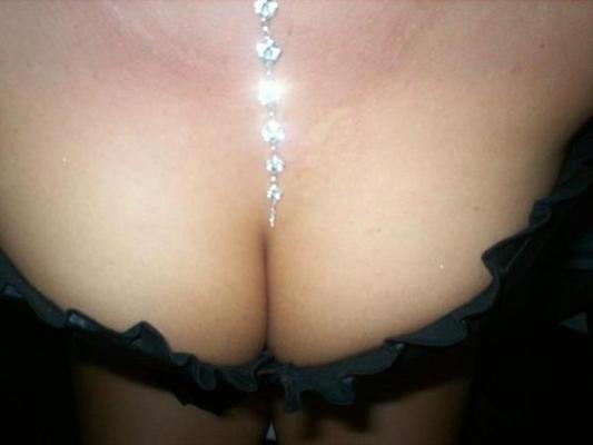 16P Anonyme Stripperin in verschiedenen Posen