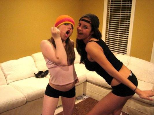 16P Pictures of me and my GF getting naughty in her room